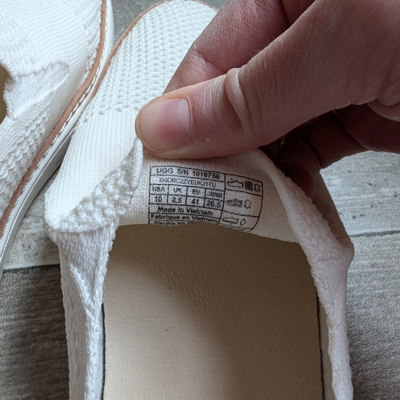 UGG Knit White Australia Sammy Slip On Women's Sneaker Size 10 - Picture 4 of 10